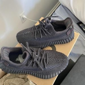 Black Yeezy!!!!
